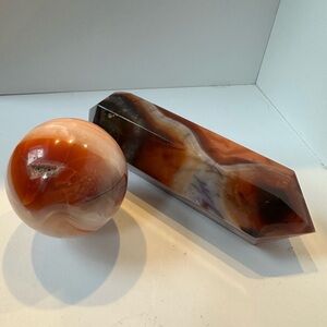 Carnelian sphere and double terminated point set